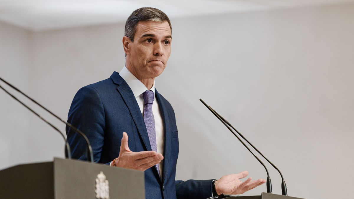 Posverdad, hechos alternativos, Trump y bomba lapa contra Sánchez