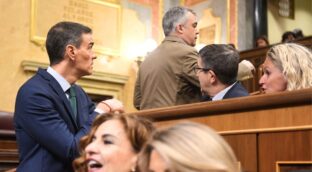 Cerdán se resiste a entregar el acta de diputado y se atrinchera como aforado