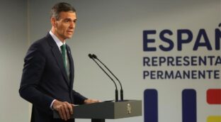 Un grupo de ciberdelincuentes filtra el DNI y la dirección del domicilio particular de Sánchez