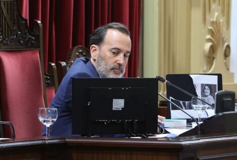 El presidente del Parlament balear, Gabriel Le Senne (Vox), a juicio por delito de odio