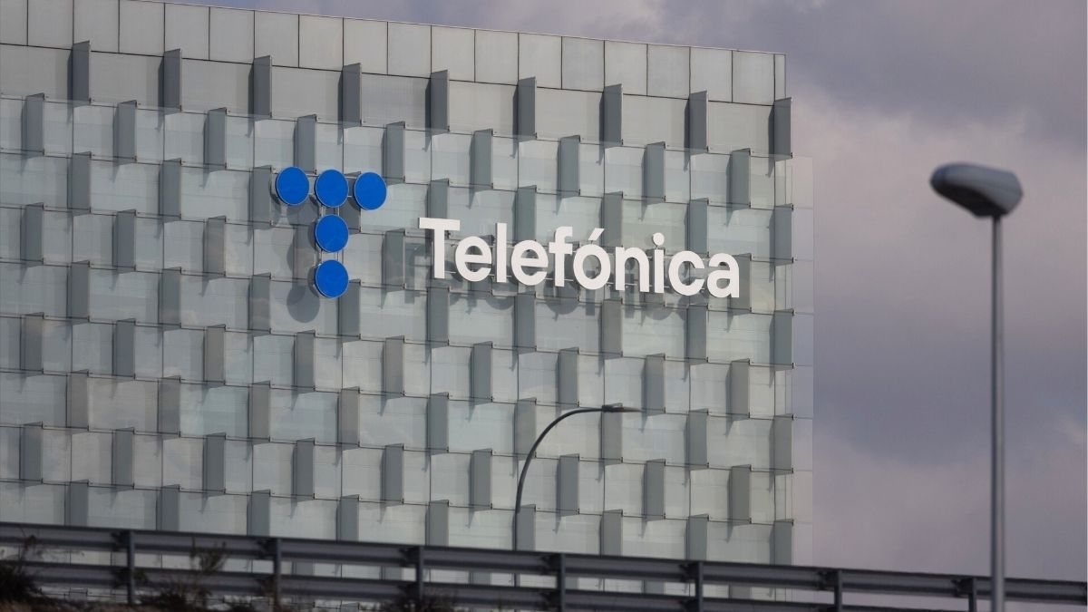 Telefónica vende a Millicom su filial en Ecuador y avanza en su salida de Hispanoamérica