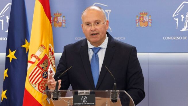 El PP acusa a Bildu de auxiliar a Sánchez para que no explique en el Congreso el 'caso Ábalos'