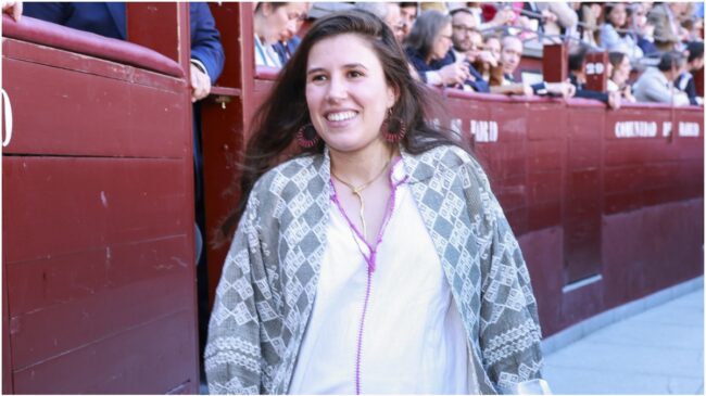 La lujosa finca de la familia de Teresa Urquijo en Madrid: colonial, toques americanos y capilla