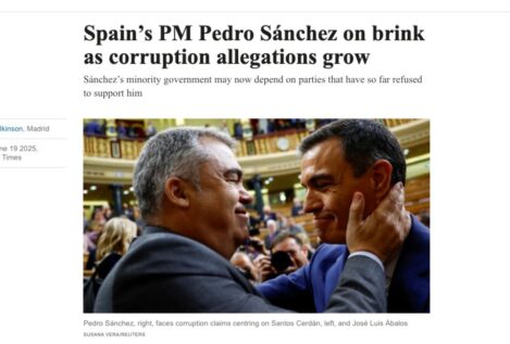 'The Times' sentencia a Sánchez: está «al borde del abismo» por los casos de corrupción