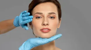 La grasa abandona su papel de villana para ser clave en tratamientos de rejuvenecimiento facial