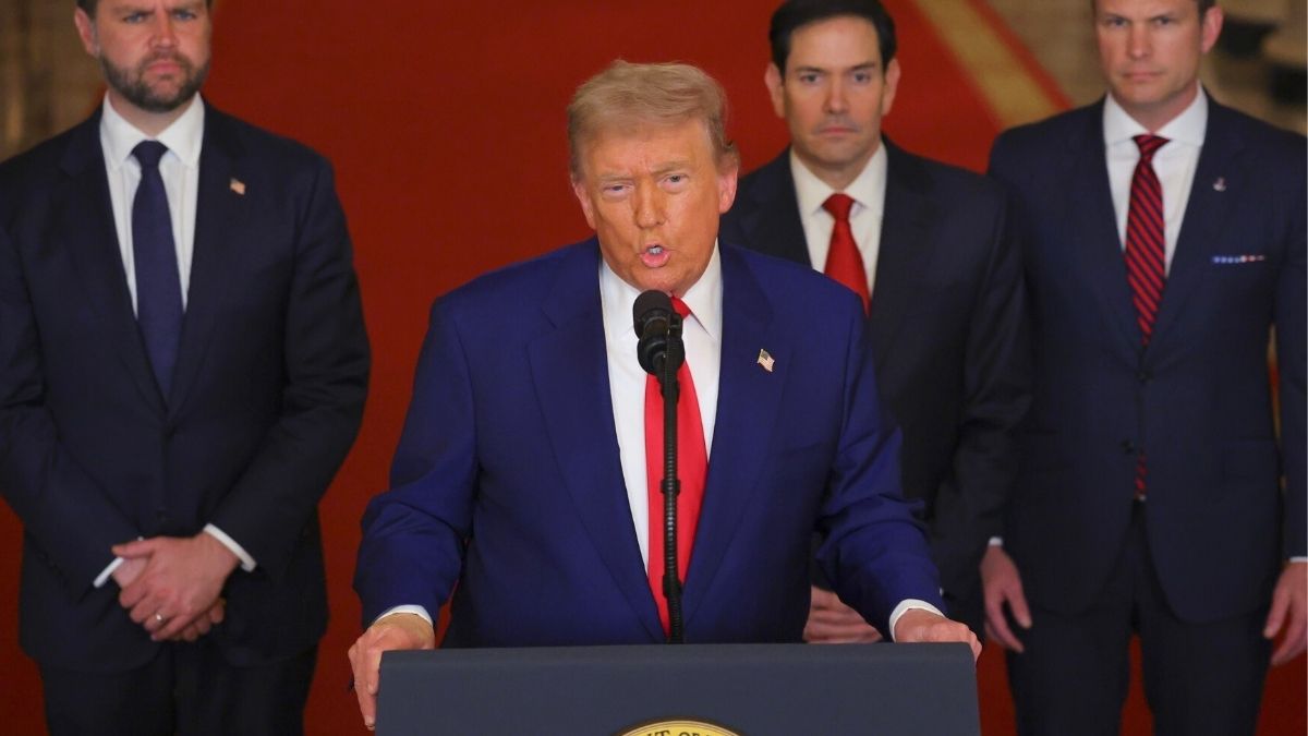 Trump celebra que los ataques a Irán han causado «daños monumentales»