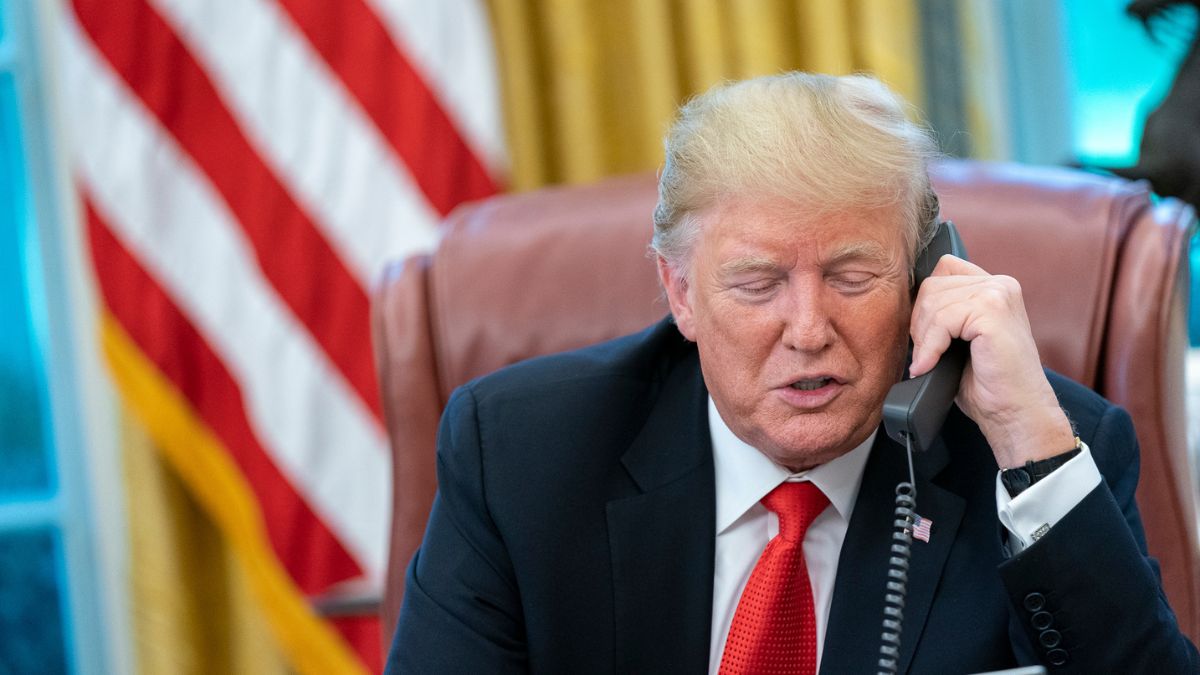 Trump mantiene una «excelente» conversación con Xi Jinping sobre asuntos comerciales