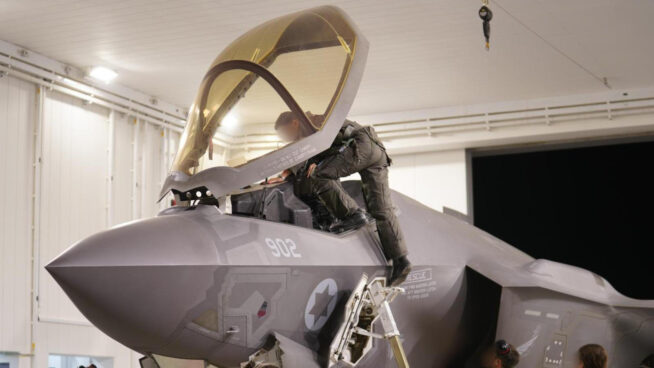 Israel atacó Irán con el F-35 fabricado en EEUU que no tienen ni los americanos