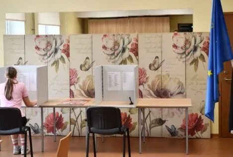 Estonia y Suiza: el camino hacia la democracia directa que ningún partido quiere en España
