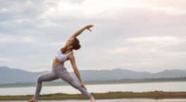 Cinco ejercicios de yoga que puedes hacer en casa en menos de 20 minutos