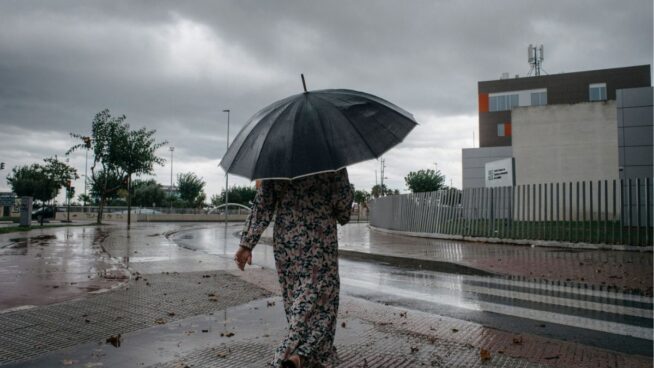 La alerta naranja por lluvias en Valencia obliga a suspender la mascletà del 9 de Octubre