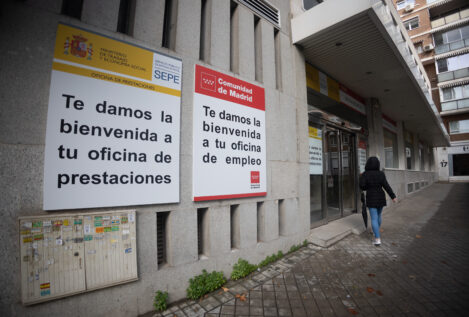 Por qué debería preocuparnos que cada vez menos licenciados encuentren un empleo digno