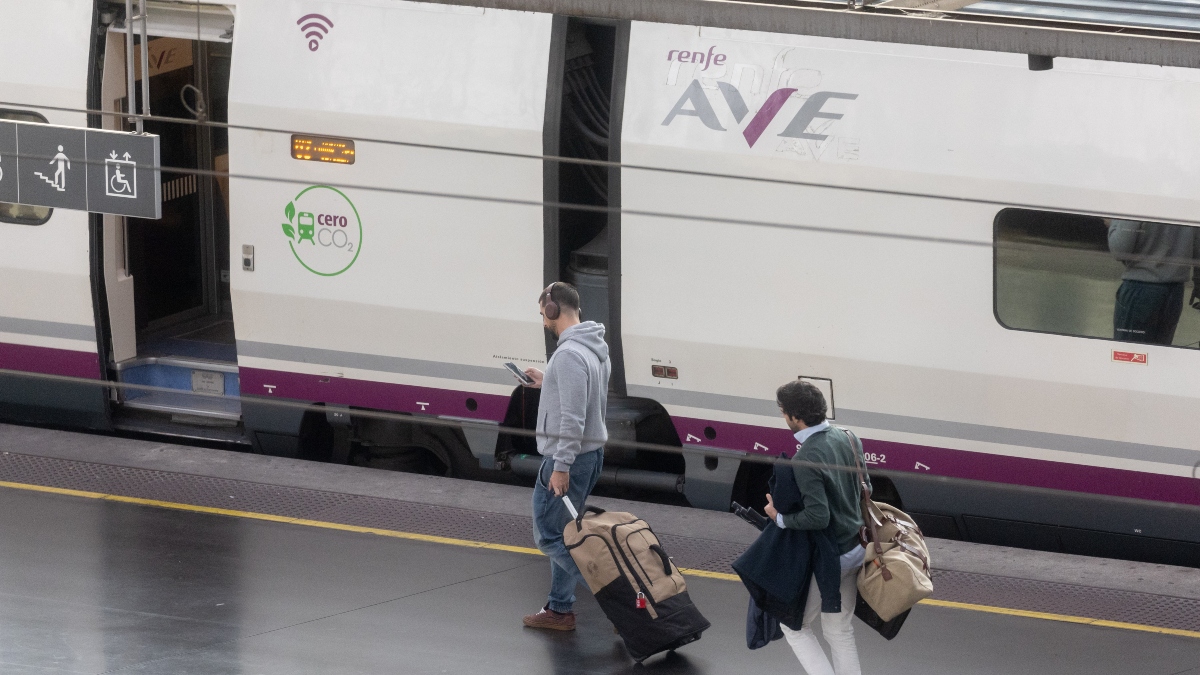 La Asamblea de Murcia aprueba una comisión de investigación sobre presuntas ‘mordidas’