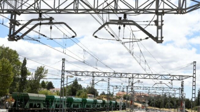 Así destapó THE OBJECTIVE amaños en las adjudicaciones de vías ferroviarias de ADIF
