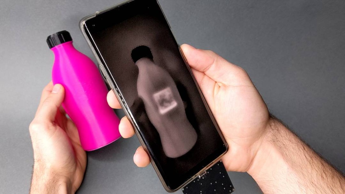 Adiós a los códigos de barras: añadiremos información digital en documentos físicos