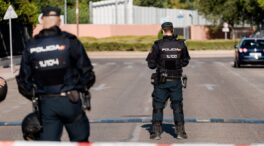 Detenido un policía tras retener presuntamente a su pareja en una vivienda de Almería
