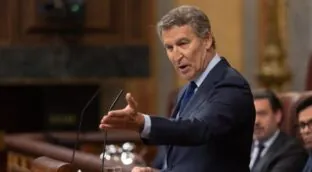 El PP responde al PSOE: «Sucio es haber vivido en un piso pagado por tu suegro proxeneta»