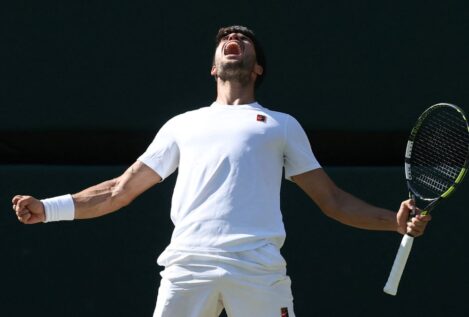 Un majestuoso Alcaraz se clasifica para su tercera final consecutiva de Wimbledon