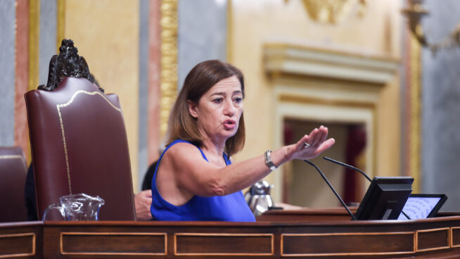 El Congreso cambia su nombre oficial en contra de la Constitución