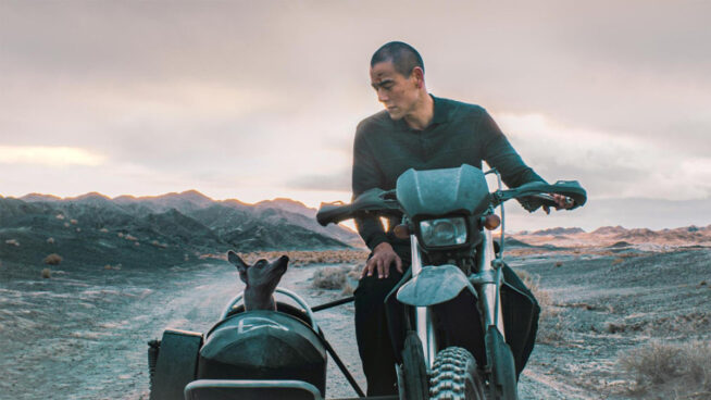 'Black dog': la China desarrollista a través de los ojos de un perro callejero y un expresidiario