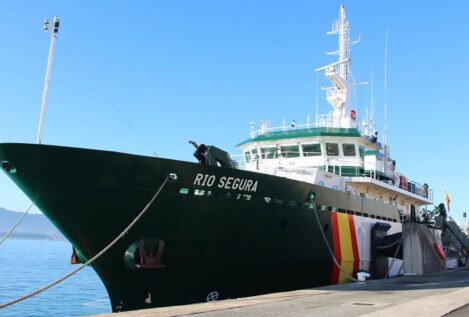 Recala en Melilla el mayor patrullero de la Guardia Civil contra la inmigración irregular