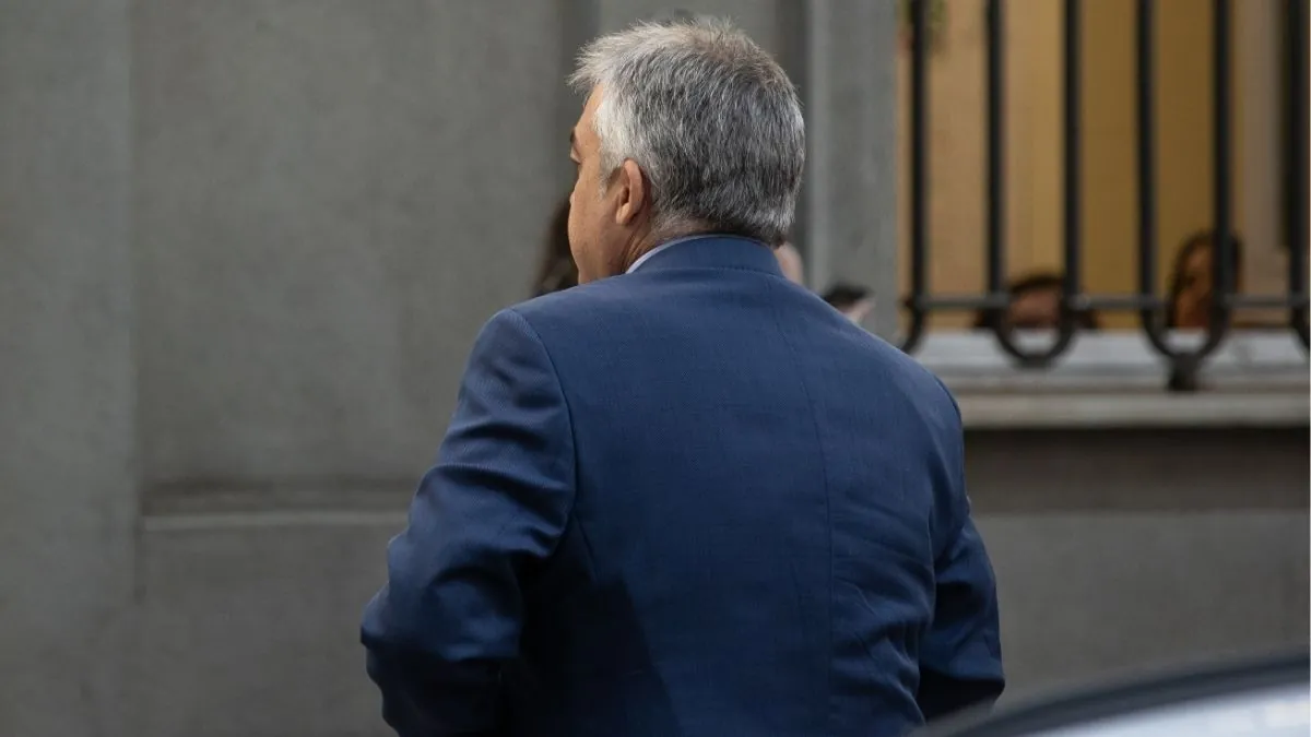 Cerdán alegó que preguntó por ciertas obras por interesarle al PSOE en periodo electoral