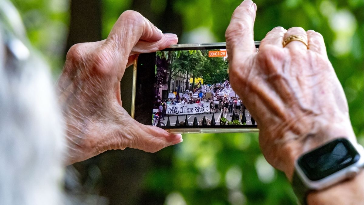 Migraciones detecta más de 54.000 contenidos racistas en redes en junio