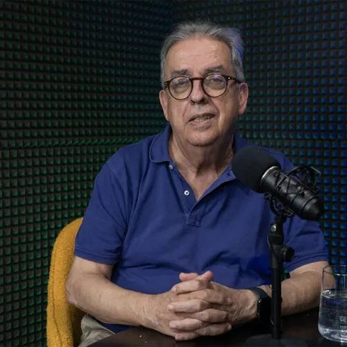 Podcast | Fuera de micrófono con Santiago González
