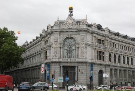 La deuda pública se moderó al 102,3% del PIB en mayo, quedando en 1,663 billones de euros
