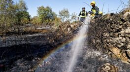 La UME se suma al dispositivo contra el fuego de Cuevas del Valle (Ávila)