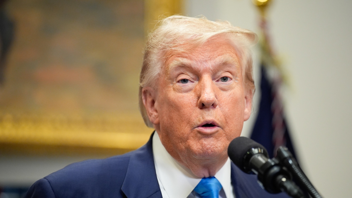 Trump amenaza a la UE con subir los aranceles al 35% si no invierte 600.000 millones en EEUU