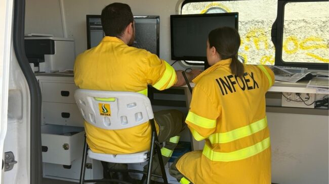Estabilizado el incendio de Valdecaballeros (Badajoz) tras quemar unas 2.400 hectáreas