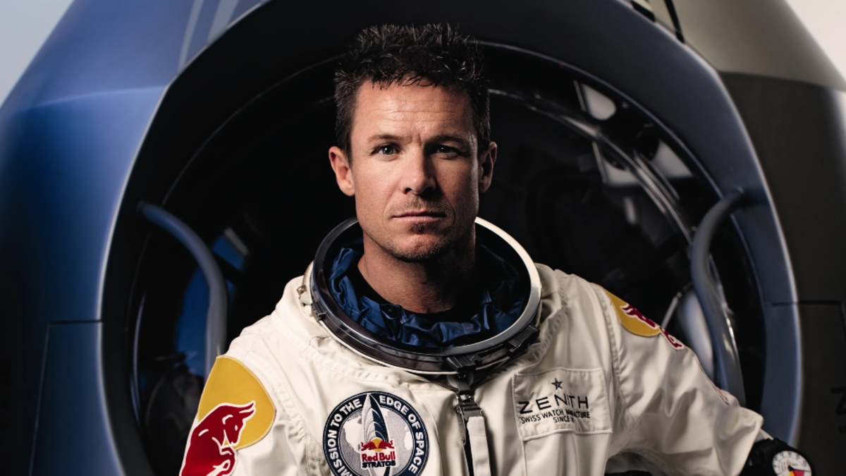 Muere Félix Baumgartner, el paracaidista que saltó desde la estratosfera, haciendo parapente
