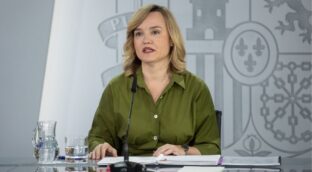 El Gobierno aprueba una subida salarial del 0,5% para los tres millones de funcionarios