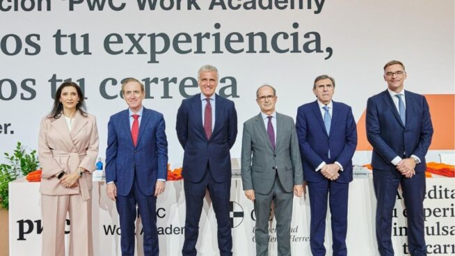 Cerca de 500 profesionales de PwC celebran la graduación de su programa de talento Work Academy
