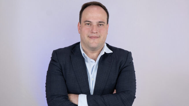 Javier Santacruz: «Muchos de los ajustes que Milei ha hecho en Argentina los veremos aquí»