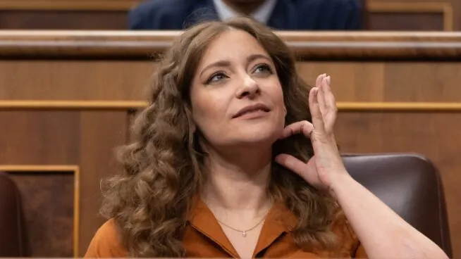 La vida personal de Ester Muñoz (PP): su pareja, su familia, su carrera, sus intereses y más