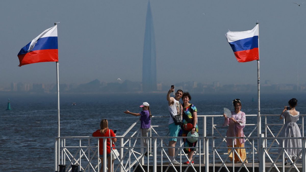San Petersburgo, primera gran ciudad europea en vetar a los taxistas y ‘riders’ extranjeros