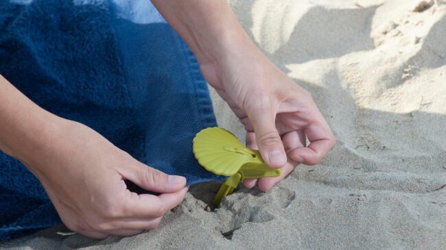 ¡Adiós toallas al viento! Sujeta tu descanso con los mejores clips para toallas de playa