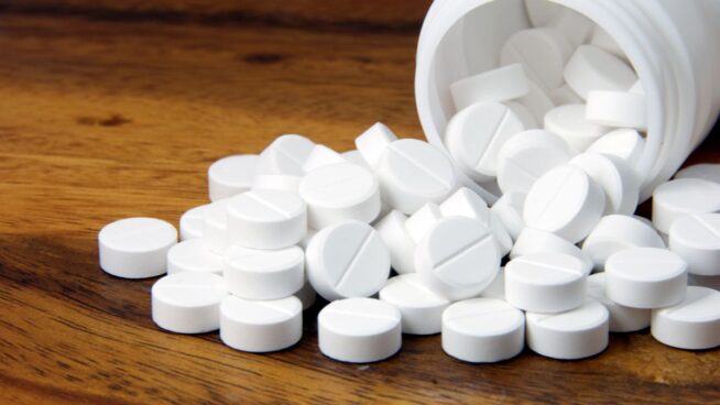 Escherichia Coli: la bacteria que transforma envases de plástico en paracetamol