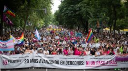 Yolanda Díaz, Mónica García e Irene Montero, entre los miles de asistentes al Orgullo