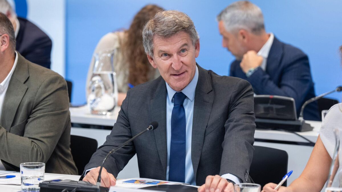 Feijóo admite en la reunión del PP que el caso de Noelia Núñez aconsejaba su dimisión