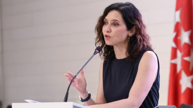 El PSOE pide formalmente visitar el chalet en Rascafría que usó Ayuso con su familia