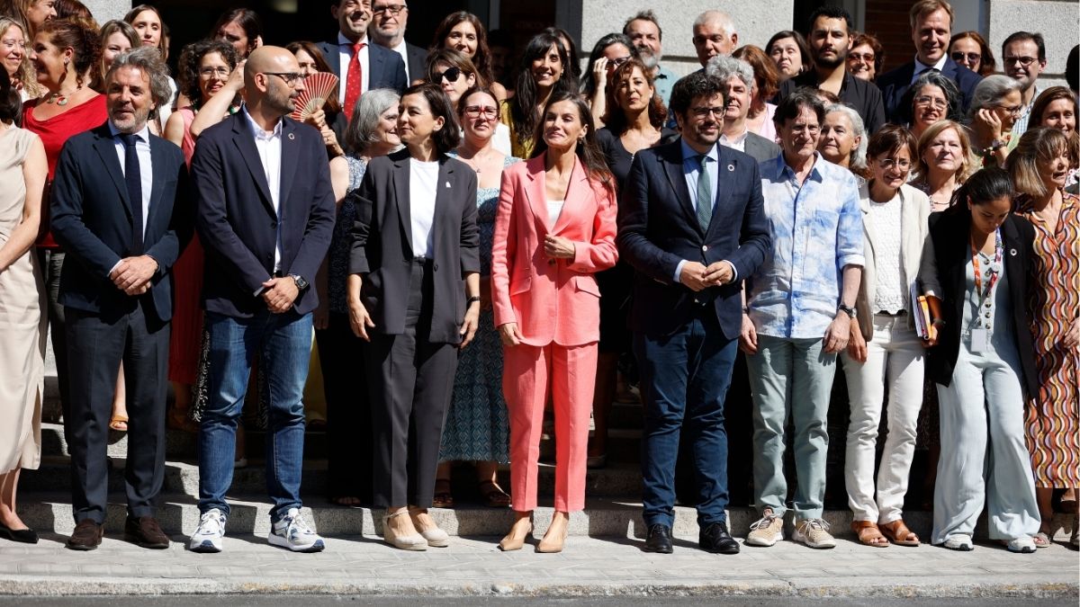 La reina visita la AECID y conoce el proceso de reforma de la Cooperación Española