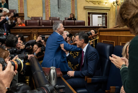 El PSOE duda del 'efecto Montoro': «Salvamos el verano, nos da aire hasta septiembre»