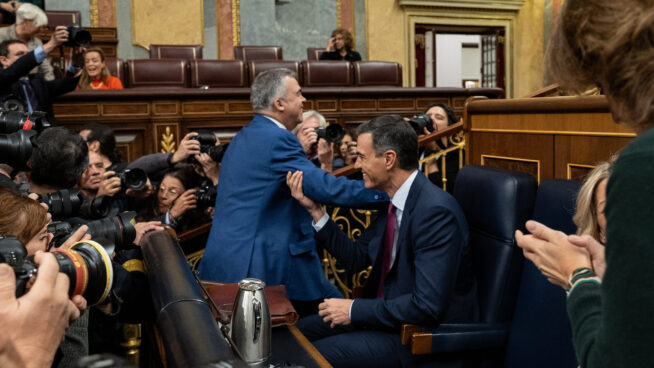 El PSOE duda del 'efecto Montoro': «Salvamos el verano, nos da aire hasta septiembre»