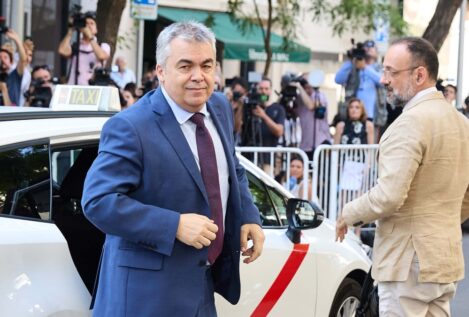 Santos Cerdán comunica al juez que su familia abandonará su domicilio en Madrid
