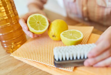 Guía sencilla: cuándo usar vinagre blanco alimentario y vinagre de limpieza en casa