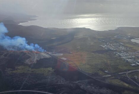 Una nueva erupción volcánica en Islandia obliga a evacuar a centenares de personas
