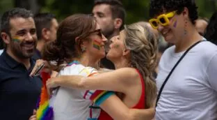 Empieza el baile electoral: Más Madrid 'brinda' con Compromís y Podemos se abraza a Bildu